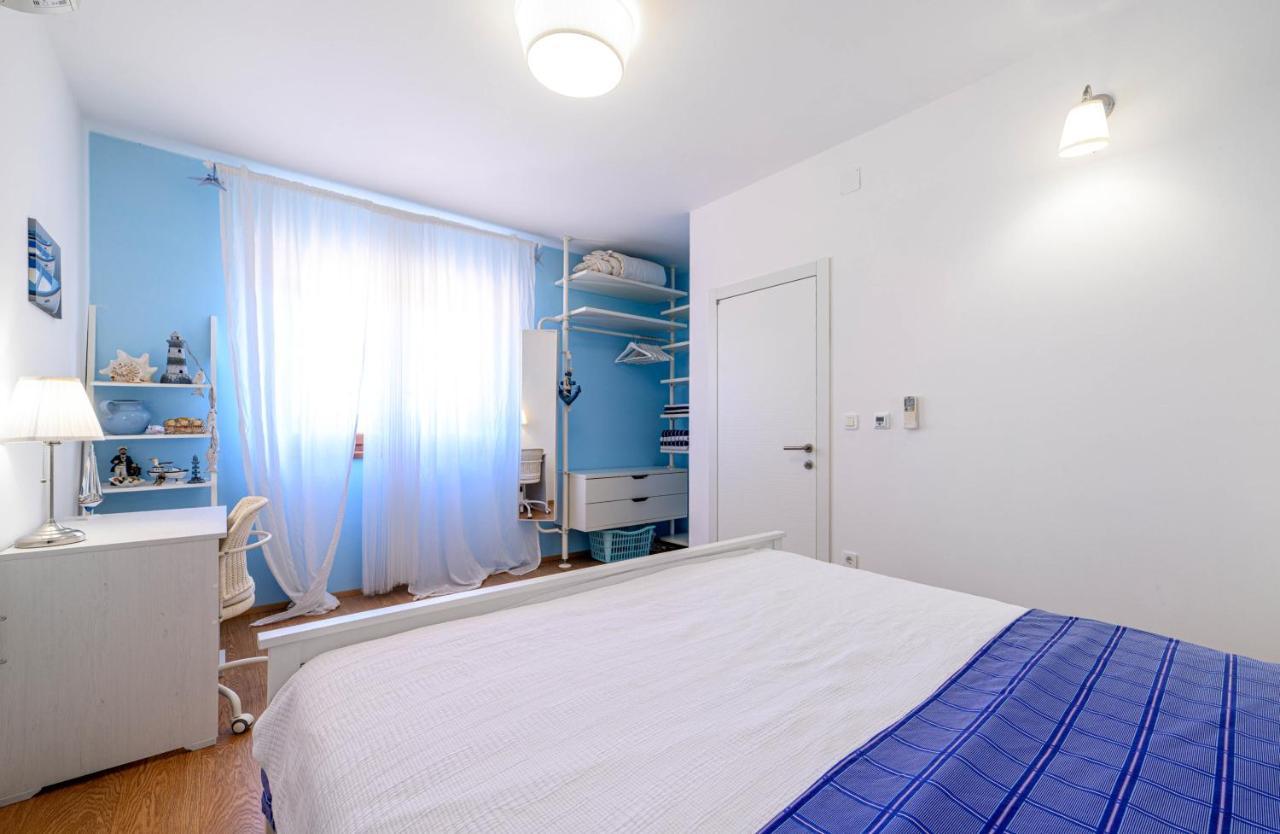 Sibenik Boats Apartamento Raslina Exterior foto
